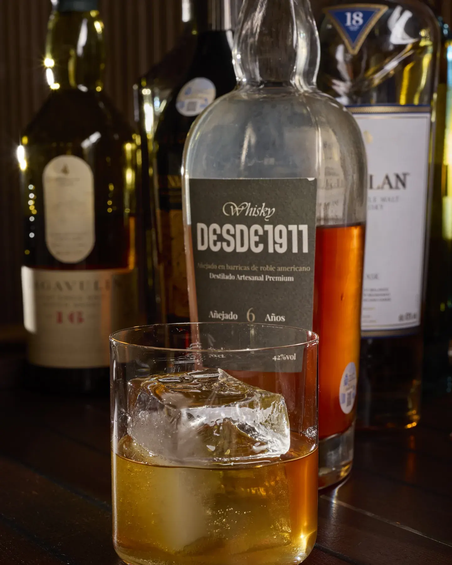 Whisky Desde 1911 y selección de bebidas de la casa